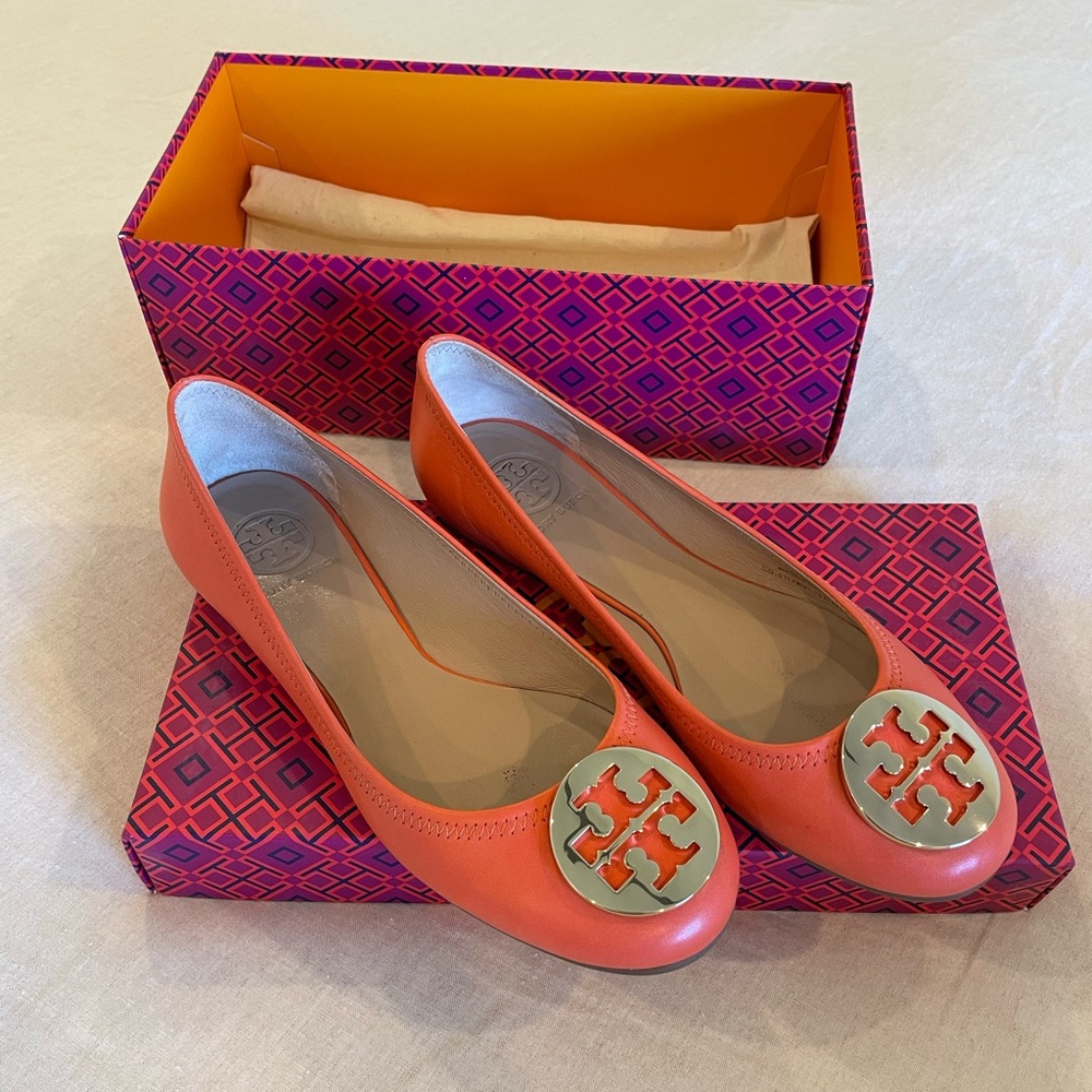 Tory Burch Ballet Flats. Size 7.5. Worn once. Coral. Very cute.